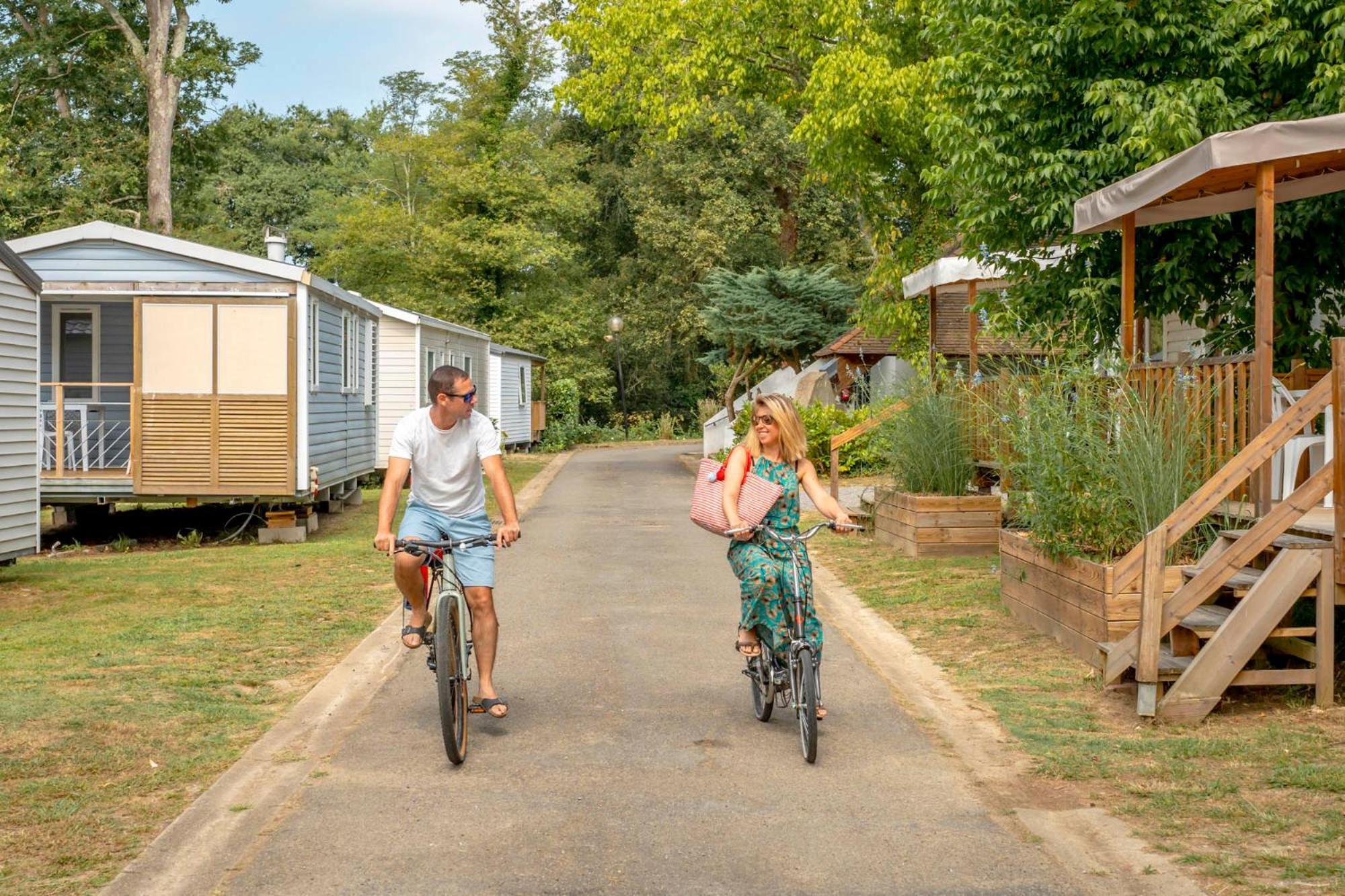 Camping des Salines Salies-de-Béarn Extérieur photo